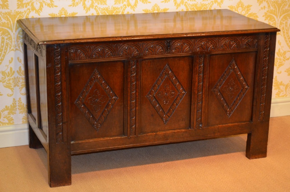 Fabulous late 17th Century Oak Coffer with superb patination and great colour.