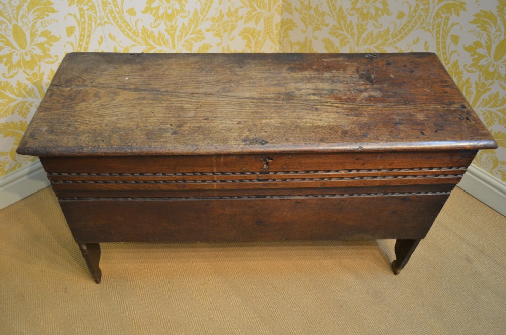 Early 18th Century Oak six plank coffer View III