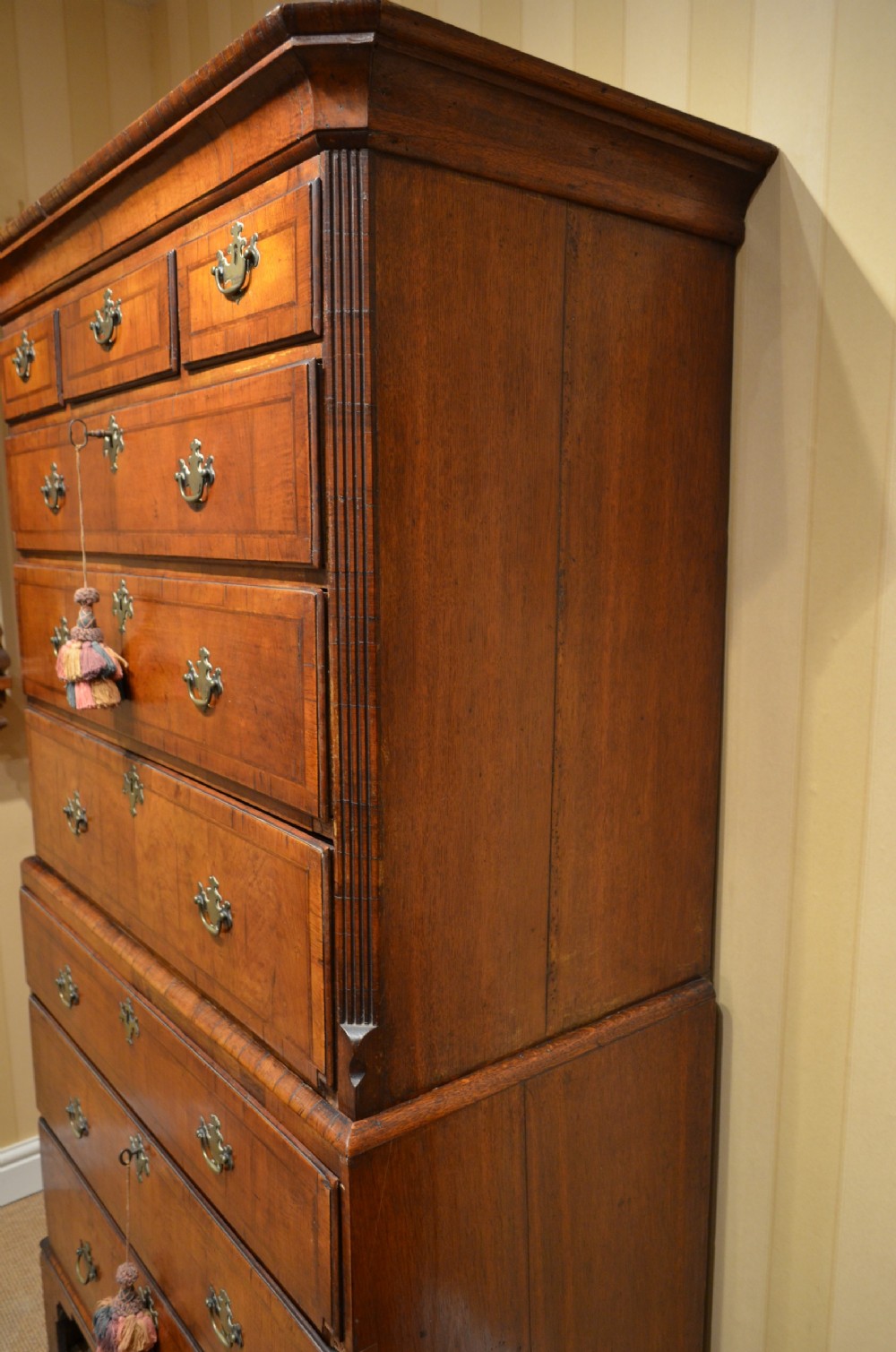 Early 18th Century Walnut Chest on Chest View XI