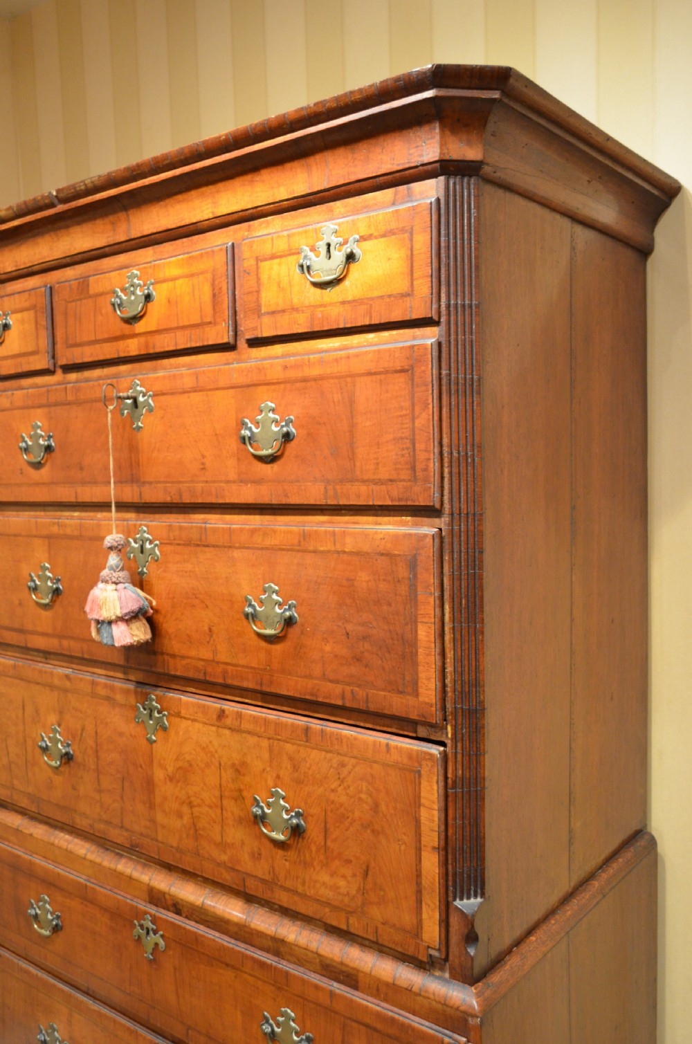 Early 18th Century Walnut Chest on Chest View XXIV