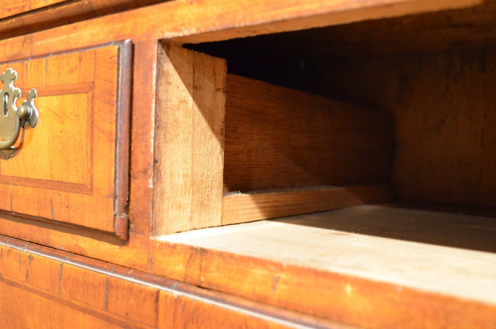 Early 18th Century Walnut Chest on Chest View XXVI