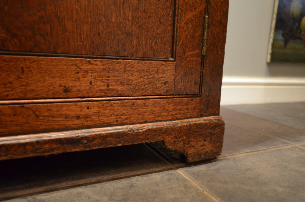 Early 19th Century Oak Cupboard Dresser Base.  View XIX