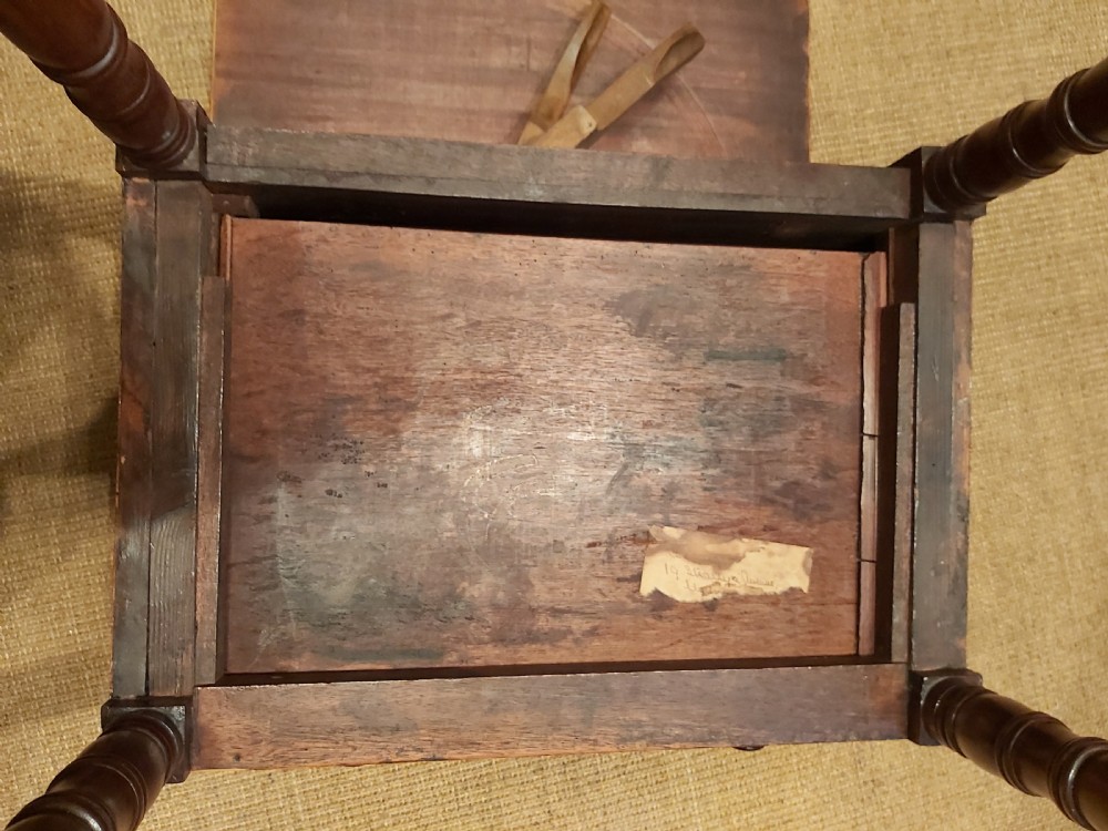  BEAUTIFUL MAHOGANY ROSEWOOD BANDED AND BOXWOOD STRUNG NIGHT TABLE View XI