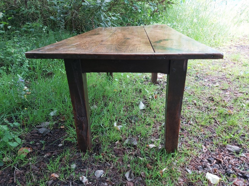 Fabulous Georgian Oak planked top Coffee Table View VI