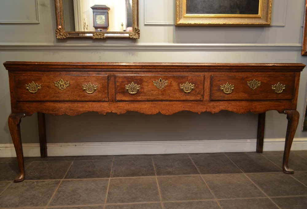 Georgian Oak Pad Foot Dresser base.