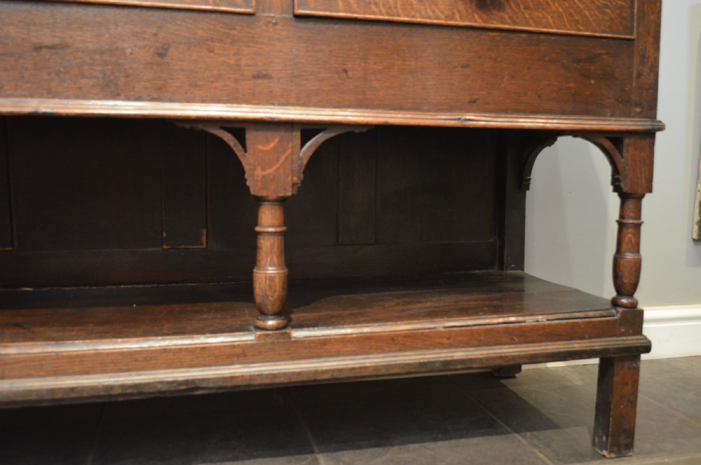 Beautiful 18th Century Oak Potboard Dresser Base View VII