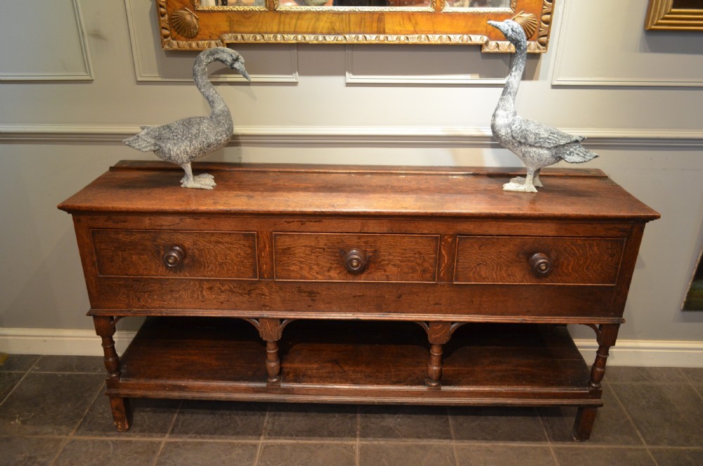 Beautiful 18th Century Oak Potboard Dresser Base View XXI