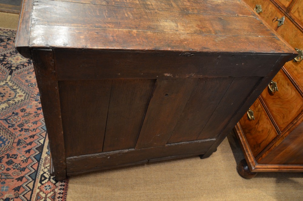 Late 17th Century Oak Chest of drawers View XVI