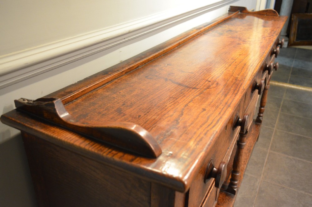 Beautiful Small Oak Pot Board Dresser  View XVII