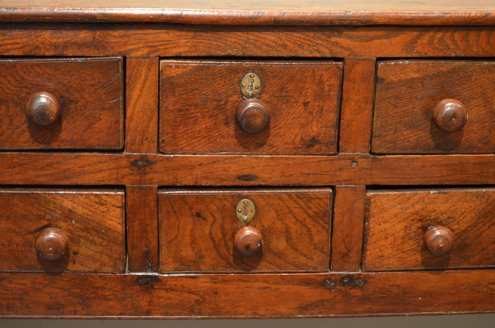 18TH CENTURY 6 DRAWER OAK AND ELM DRESSER BASE. View VII