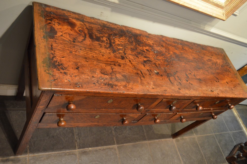 18TH CENTURY 6 DRAWER OAK AND ELM DRESSER BASE. View X