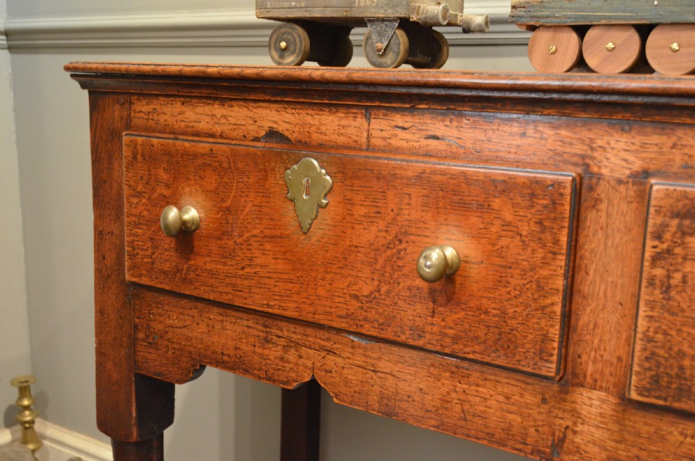 Early 18th Century Oak Padfoot Dresser Base View VII