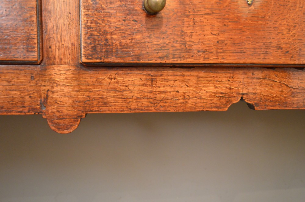 Early 18th Century Oak Padfoot Dresser Base View X