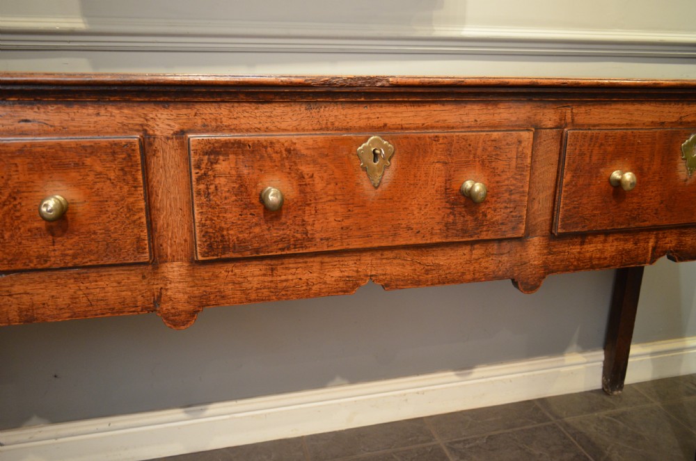 Early 18th Century Oak Padfoot Dresser Base View XXV