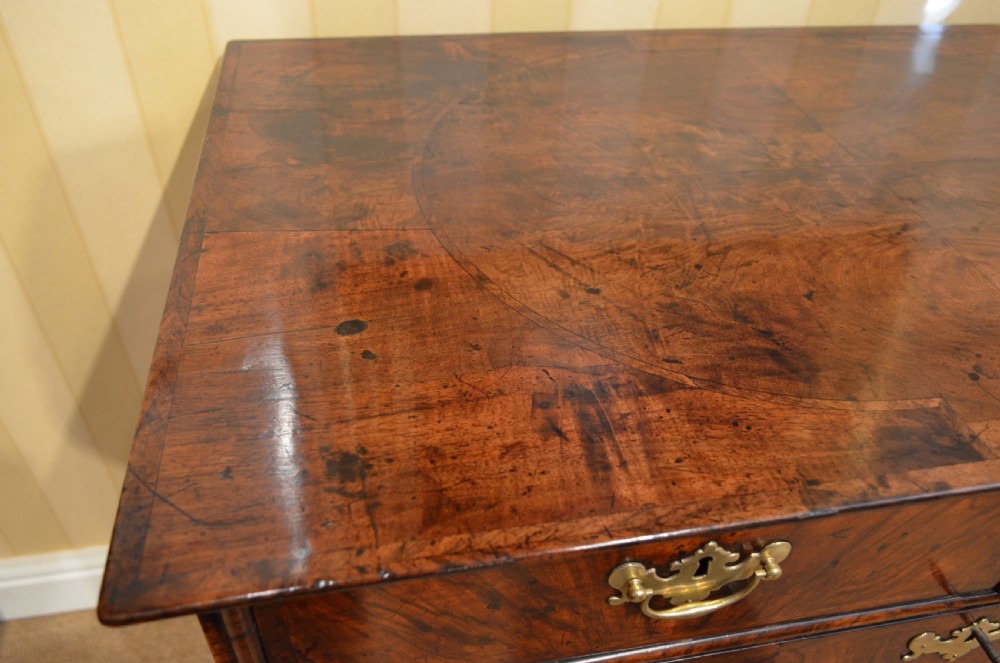 A Fine 18th Century Walnut Veneered Chest of Drawers View XI