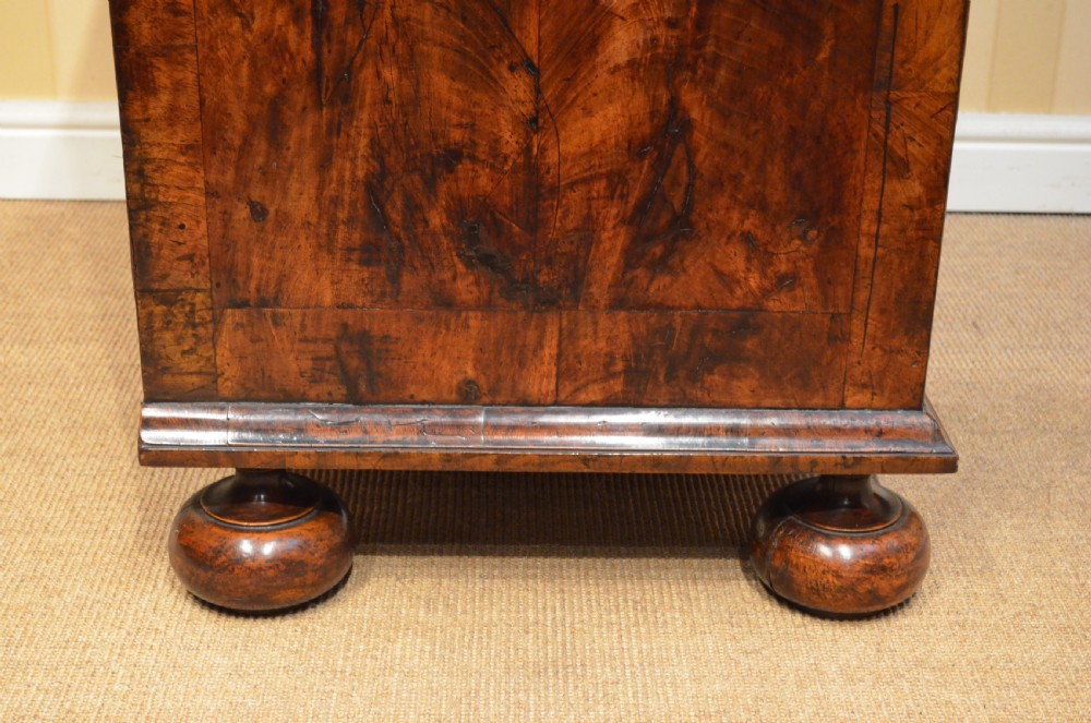 A Fine 18th Century Walnut Veneered Chest of Drawers View XVI