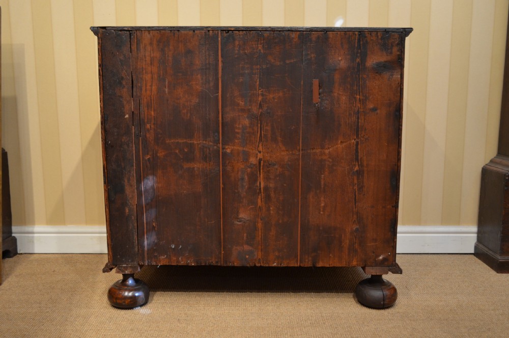 A Fine 18th Century Walnut Veneered Chest of Drawers View XVIII