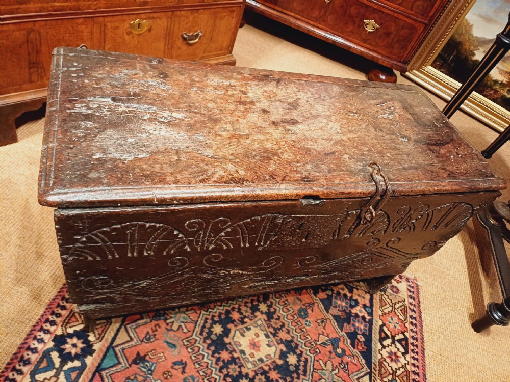 Beautiful late 17th Century Oak six plank Coffer of small proportions View III