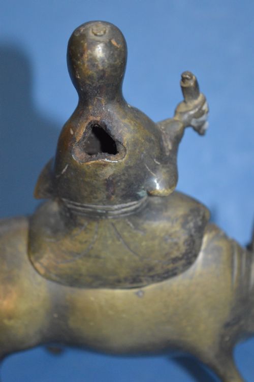19TH CENTURY CHINESE BRONZE FIGURAL CENSER C1880 MAN ASTRIDE AN OX - ADDITIONAL PHOTO 9
