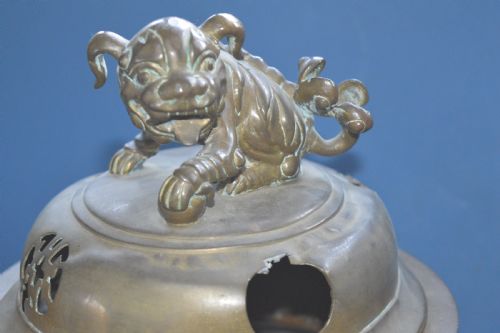 VERY LARGE 6KG CHINESE BRONZE LIDDED CENSER C1870 - ADDITIONAL PHOTO 2