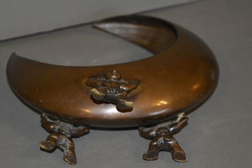 JAPANESE BRONZE INCENSE BURNER C 1920 UNUSUAL CRESCENT MOON SHAPE - ADDITIONAL PHOTO 6