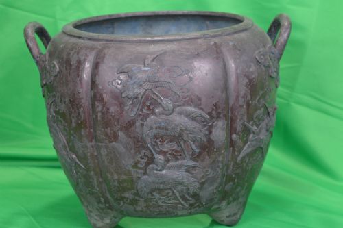 Huge (6 Kg) Japanese Bronze Jardinière, C1790