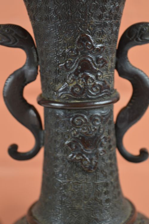 PAIR LARGE JAPANESE BRONZE VASES C1890 - ADDITIONAL PHOTO 4