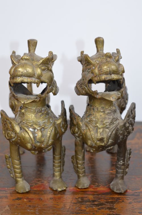 PAIR TIBETAN GILT BRONZE TEMPLE LIONS C1920 - ADDITIONAL PHOTO 4