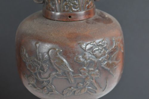 LARGE CHINESE BRONZE VASE C1890 - ADDITIONAL PHOTO 5