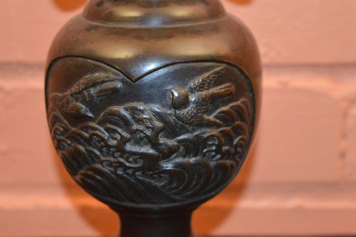 LARGE JAPANESE BRONZE VASE C1890 - ADDITIONAL PHOTO 4
