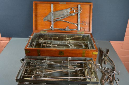 51 PIECE BOXED SURGEONS INSTRUMENT SETC1890 - ADDITIONAL PHOTO 1