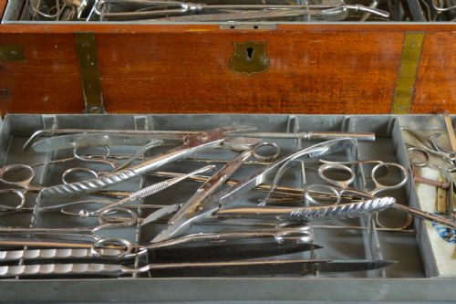 51 PIECE BOXED SURGEONS INSTRUMENT SETC1890 - ADDITIONAL PHOTO 16