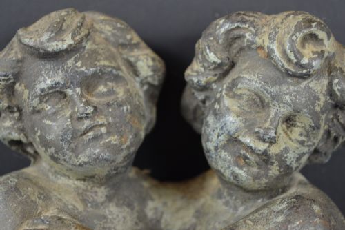 LARGE CAST METAL STATUE EMBRACING PUTTICHERUB C1820 - ADDITIONAL PHOTO 5