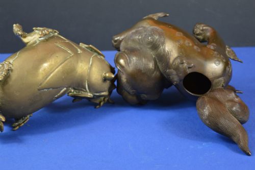 2 CHINESE BRONZE FOO DOG INCENSE BURNERS C 1820 - ADDITIONAL PHOTO 9