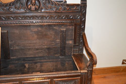 FINE 18TH CENTURY FLEMISH CARVED OAK SETTLE C1720 - ADDITIONAL PHOTO 13