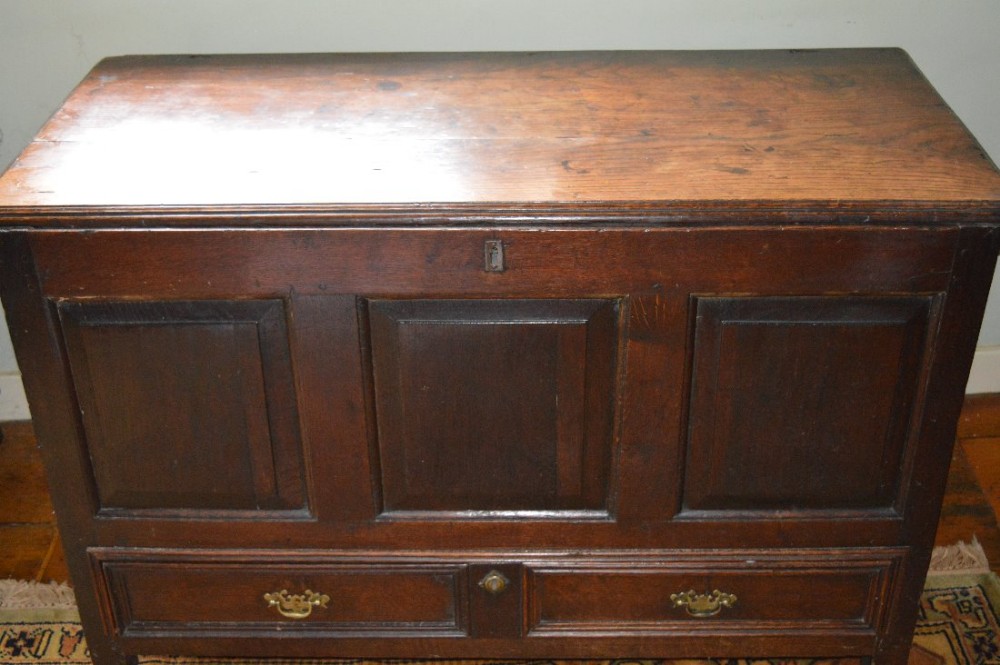 18th Century Oak Mule Chest. Coffer With Drawer, c 1740.