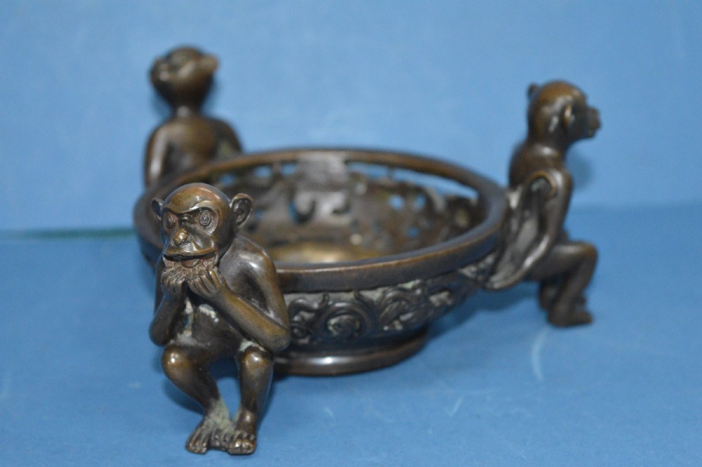 19th Century Japanese Bronze Bowl ,c1870,Figural Monkey Supports