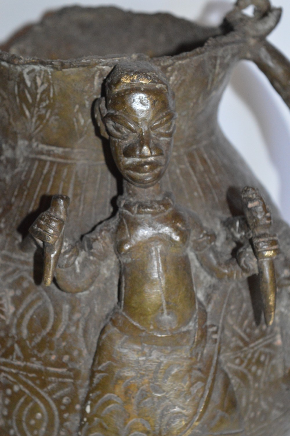 Large African Tribal Bronze Ceremonial Pot, c 1890 View IX