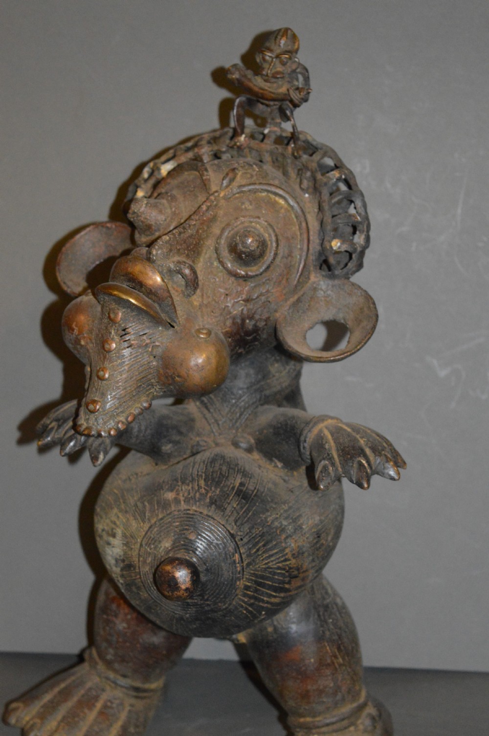 Large (6kg) African Bronze Maternity Statue, c1920 View X