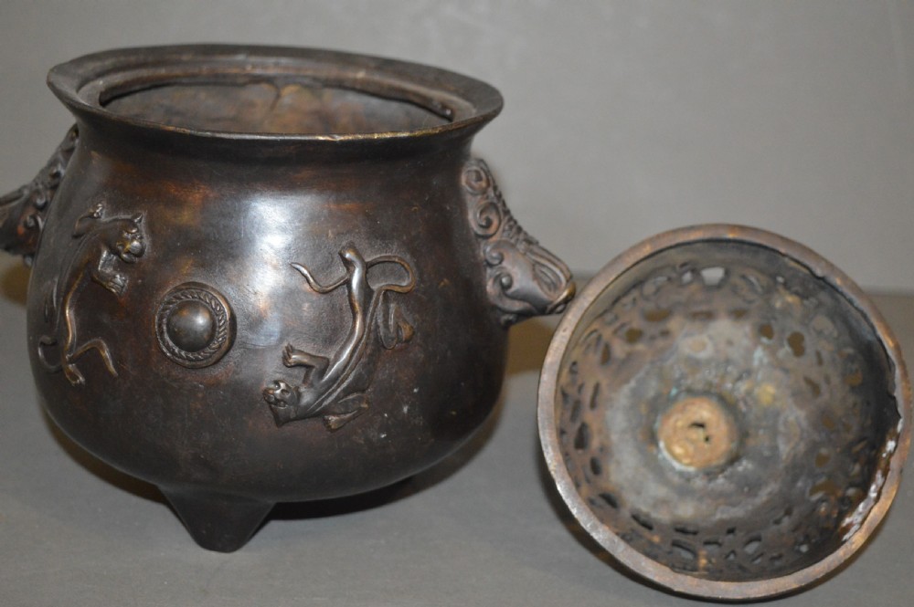 Chinese Qing Dynasty Bronze Censer, c1890 View IX