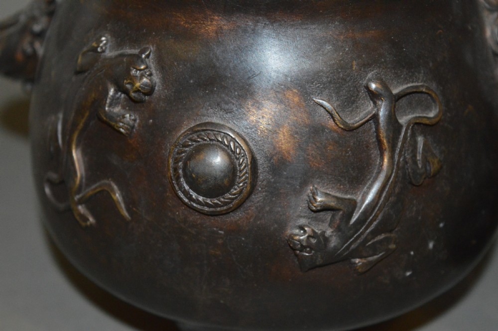 Chinese Qing Dynasty Bronze Censer, c1890 View X