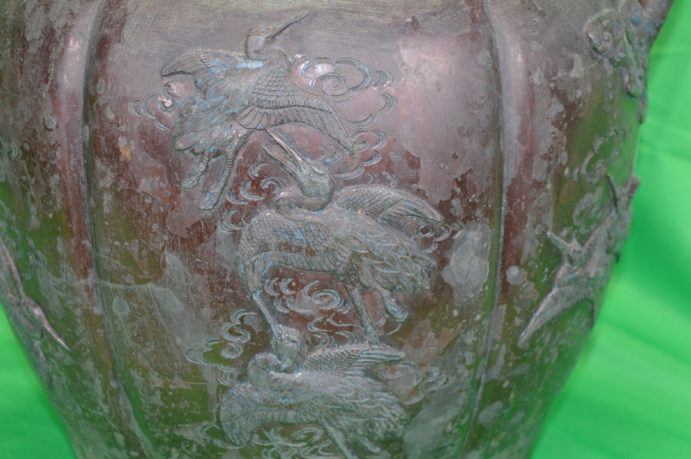 Huge (6 kg) Japanese Bronze Jardinière, c1790 View II