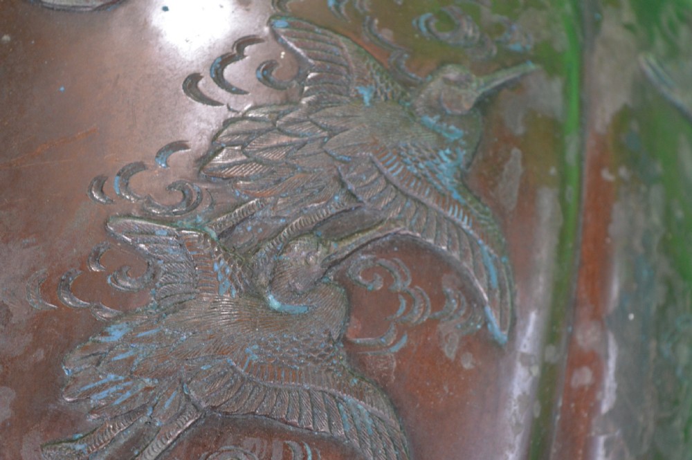 Huge (6 kg) Japanese Bronze Jardinière, c1790 View XI