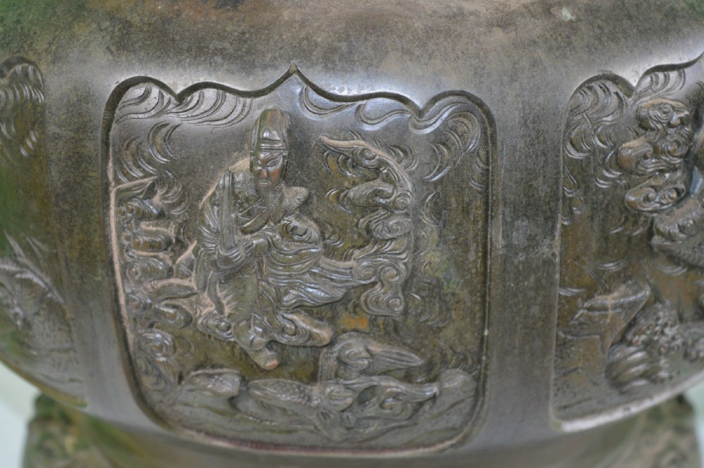 Huge (11kg) Chinese Bronze Bowl, c1790 View III