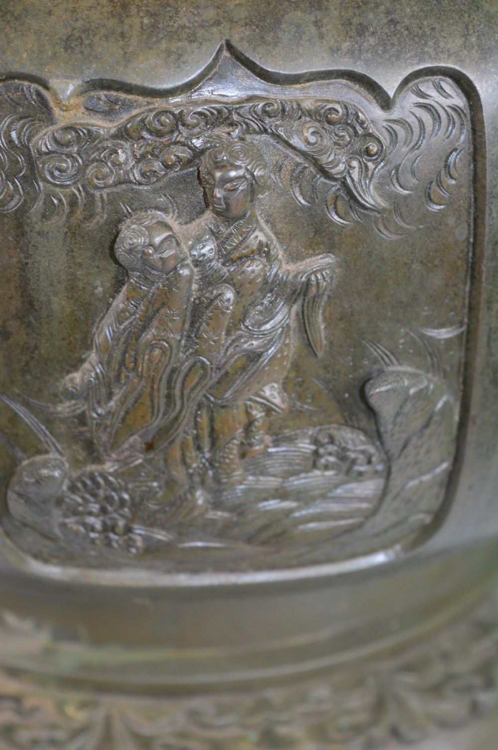 Huge (11kg) Chinese Bronze Bowl, c1790 View IX