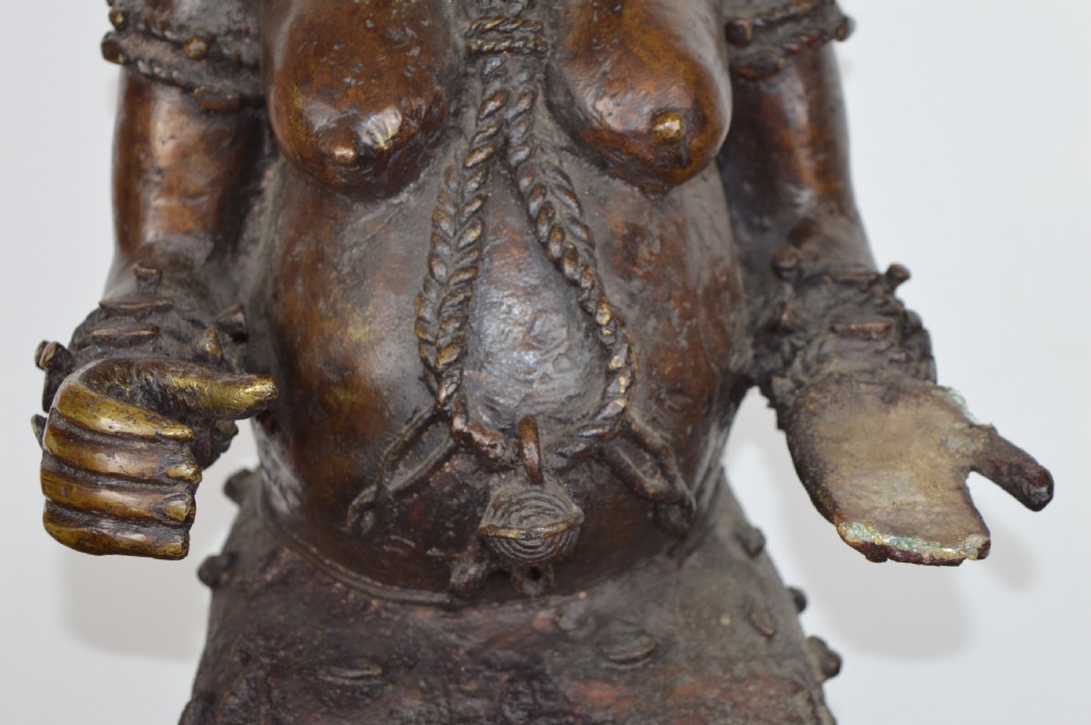 Large (25kg) African Bronze Maternity Statue, c1920 View III