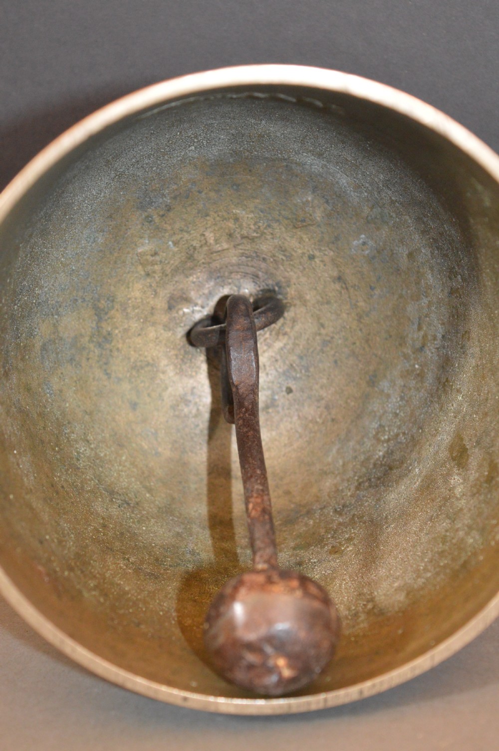 R Wells Bell Metal/Bronze Table Bell,c1790 View III