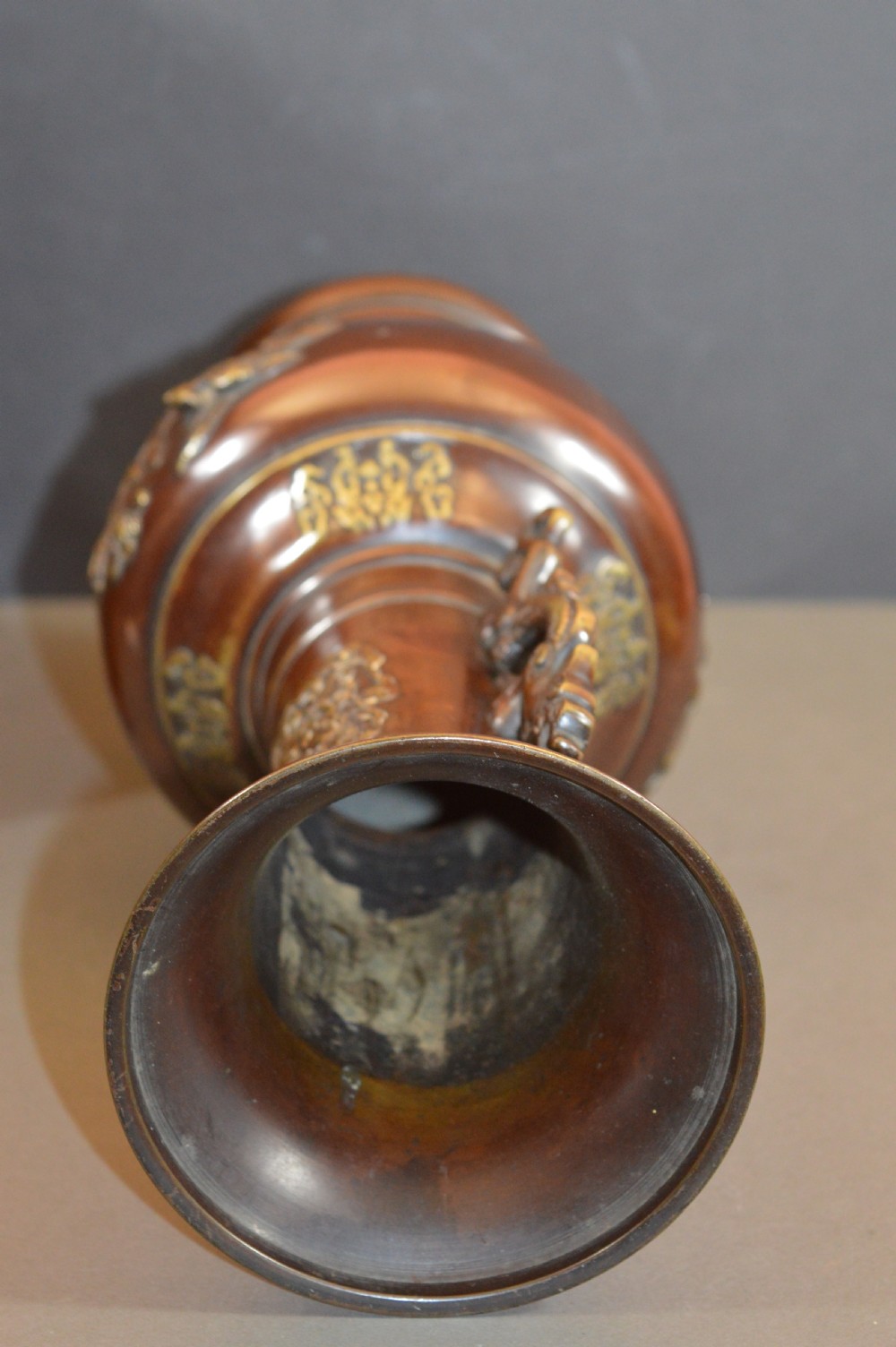 Large (1.7kg) Chinese Bronze Vase,c1880 View VIII