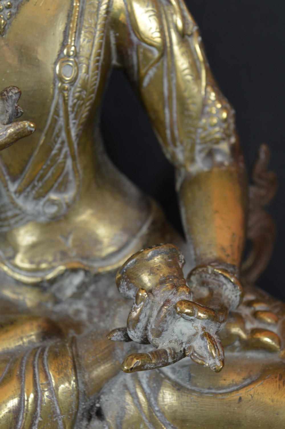 Large (5.3kg) Tibetan Bronze Buddha,c1880 View XV