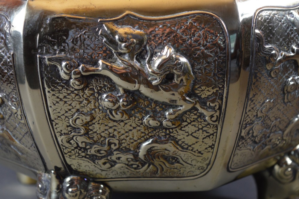 Large (7kg) Chinese/Sino-Tibetan Bowl/Jardiniere, c1880 View II